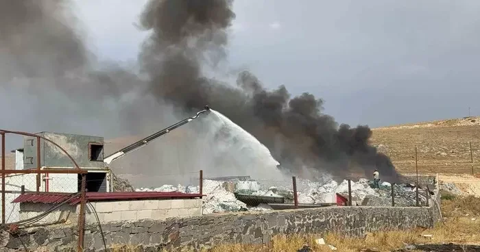 Gaziantep’te geri dönüşüm fabrikasında yangın