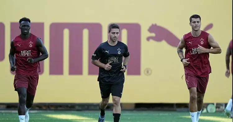 Galatasaray da Morata ve Sanchez kampa katıldı!