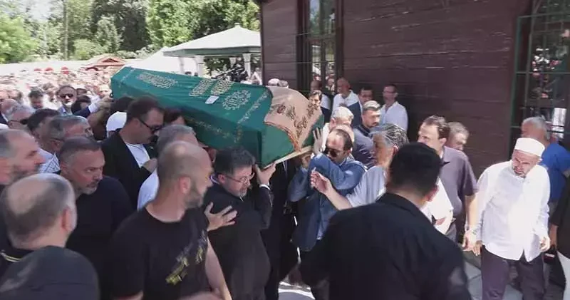 Bakan Yumaklı nın kayınvalidesi son yolculuğuna uğurlandı