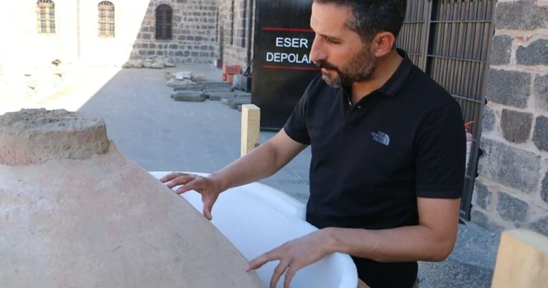 Diyarbakır da vatandaşın evinde bulundurduğu pitos müzeye taşındı