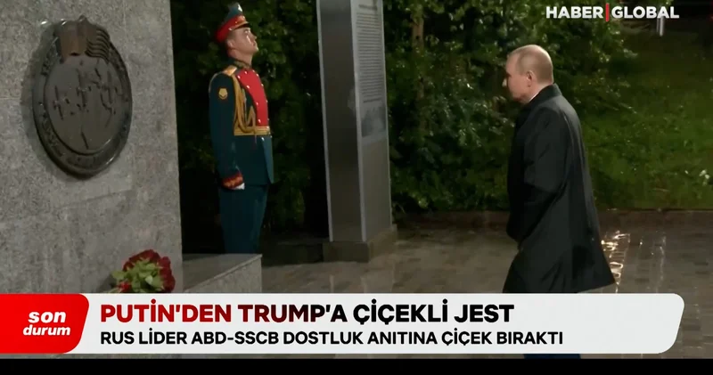 Putin den Trump a çiçekli jest