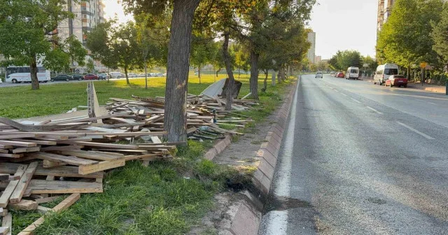 Otomobilin arkadan çarptığı kamyonet devrildi: Dört kişi yaralandı Gündem Haberleri