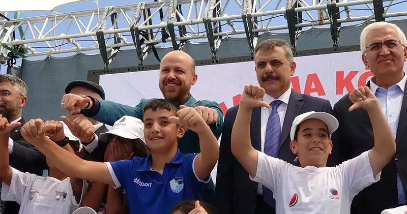 Bilal Erdoğan: Derdimiz inançlı, vatanperver birey yetiştirmek
