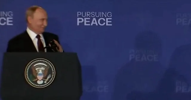 Vladimir Putin İngilizce konuştu: Donald Trump’ın o çağrısına böyle yanıt verdi VİDEO İZLE