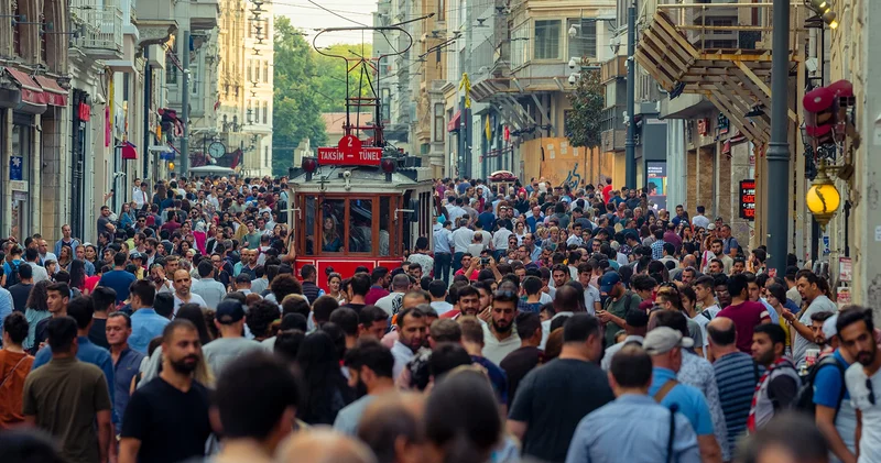 İşte üreme politikaları! Nüfus yük mü yoksa güç mü?