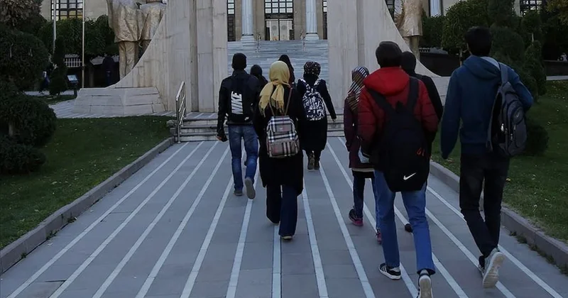 Okula giden her öğrencinin alması gereken ürüne yüzde 60 zam Sözcü Gazetesi