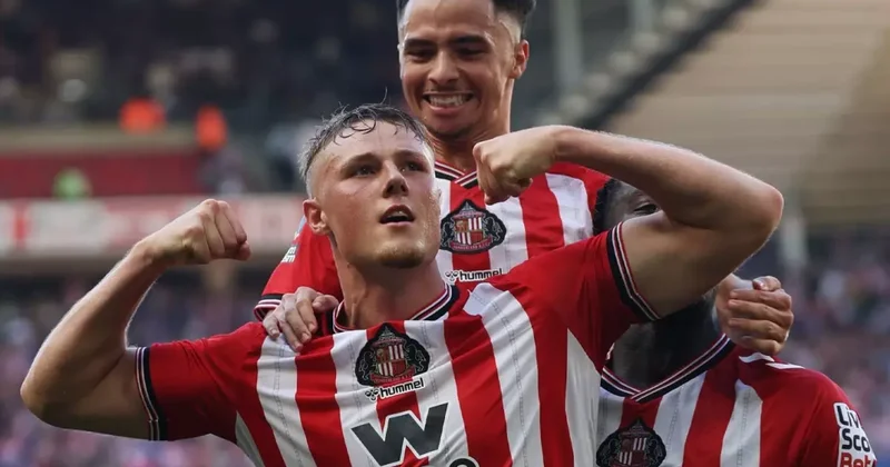 Sunderland 8 yıl sonra Premier Lig e galibiyetle döndü