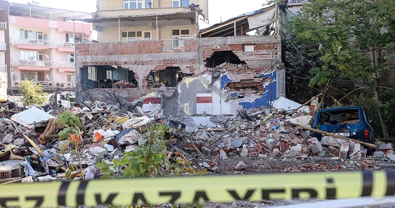 Sındırgı depremine ilişkin hasar tespiti tamamlandı! Bakan Kurum son durumu paylaştı
