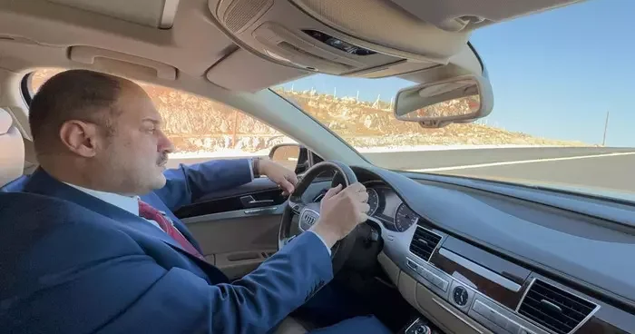Başkan Gülpınar direksiyona geçti, şehir hastanesi yolunu test etti