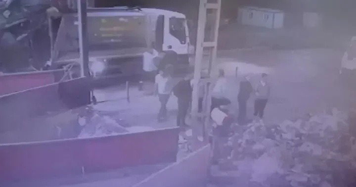 Annesinden hatıra kalan kolye, yanlışlıkla çöpe atıldı! 7 ton çöpün içinde bulundu