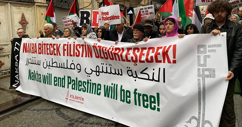 Sirkeci de Nakba nın 77. yıldönümü yürüyüşü: Filistin halkının direnişi özgürlük mücadelelerinin kutup yıldızıdır