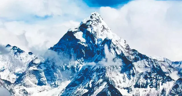Everest’te bir sezonda ikinci ölüm Dünya Haberleri