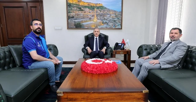Mardin Valisi Akkoyun dan Türkiye Diyanet Vakfı na Gazze için kurban bağışı Mardin Haberleri