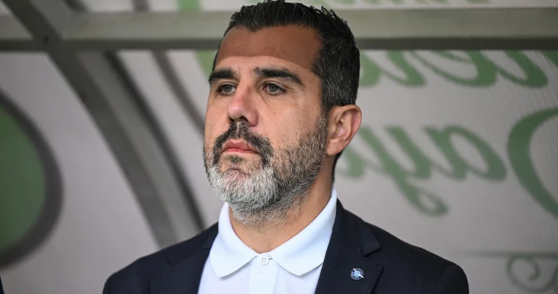 Adana Demirspor Teknik Direktörü Mustafa Alper Avcı: Konuşsam dil razı değil, sussak gönül razı değil