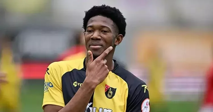 İstanbulsporlu Diarra ya Beşiktaş kancası!