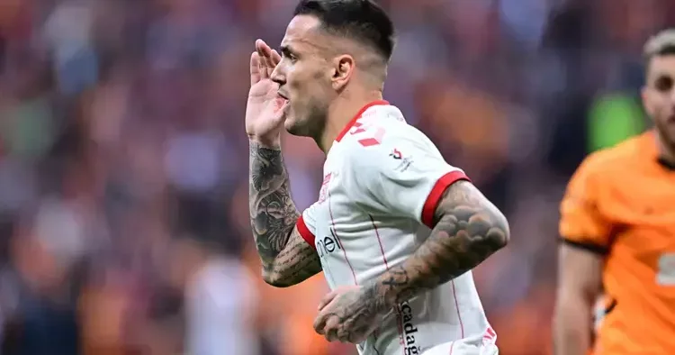 Rey Manaj, Sivasspor un Samsun kafilesinde yer almadı!