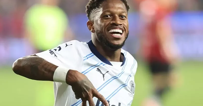 Fenerbahçe de 20 milyon euroluk hem sevindiren hem de üzen transfer gelişmesi