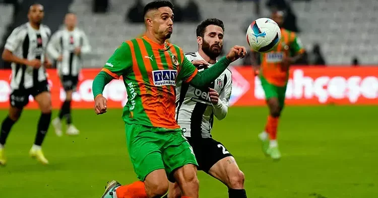 Beşiktaş ta Alanyaspor maçı öncesi tehlike: Son 3 maçta kazanamadı