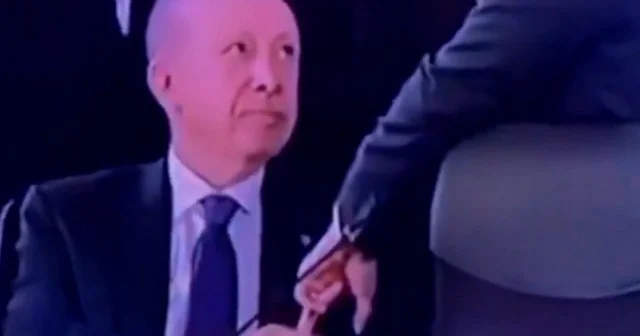 Fransa lideri Macron Cumhurbaşkanı Erdoğan a psikolojik üstünlük denediğine pişman oldu VİDEO İZLE