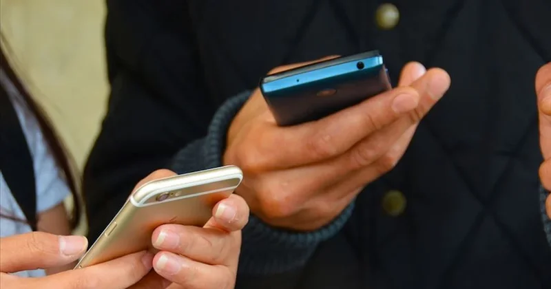 Fark etmeden izleniyorsunuz: Telefonunuzda beliren noktalar bir uyarı Sözcü Gazetesi