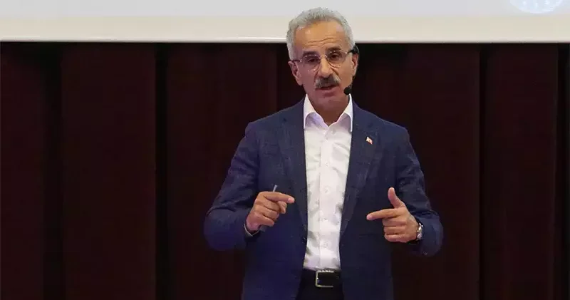 Bakan Uraloğlu: Biz yapay zekânın her şeyine asla güvenmeyeceğiz