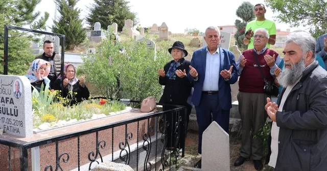 Kırşehir de Ahi Baba ölümünün 7 nci yıl dönümünde anıldı Kırşehir Haberleri