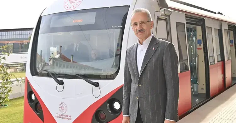 Bakan Uraloğlu ndan Altuniza de Çamlıca Camii Bosna Bulvarı metro hattı açıklaması