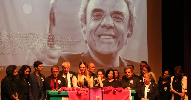 Türk sinemasının usta ismi Ali Özgentürk son yolculuğuna uğurlandı Adana Haberleri