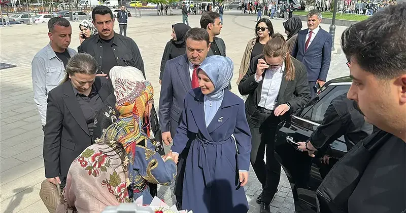 Bakan Göktaş, Kütahya da