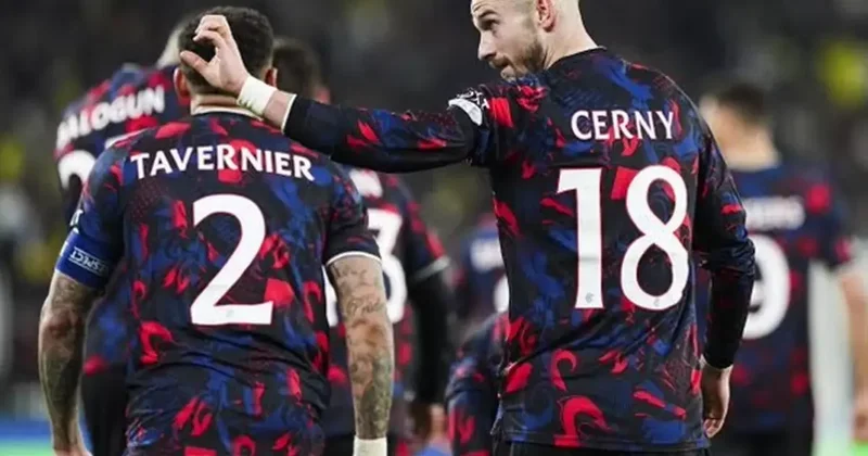 Fenerbahçe yi Avrupa dan eden futbolcu Süper Lig devine imzayı atıyor