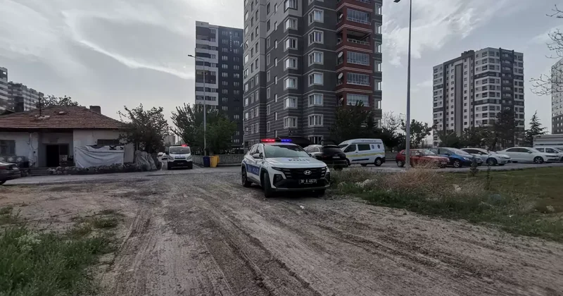 Kayseri de feci olay! 8. kattaki evinin penceresinden düştü