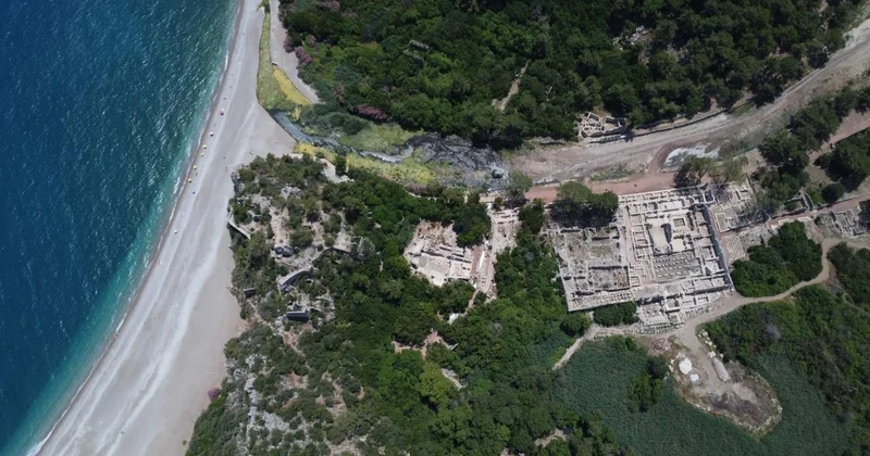 Olympos ta, Roma dönemine ait kaya mezarları ziyaretçilere açıldı