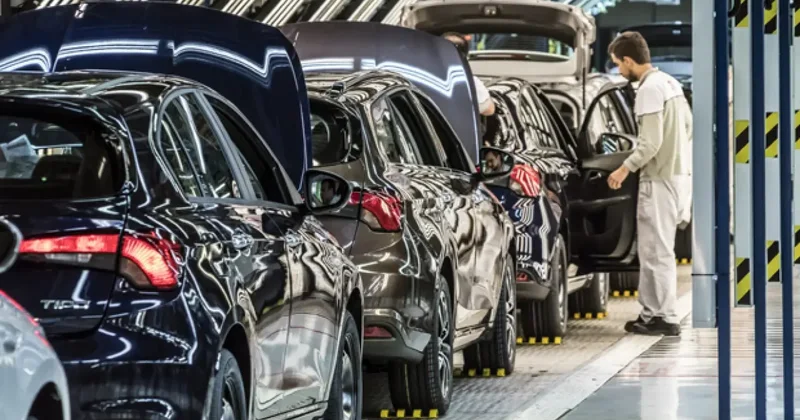 Otomobil fiyatları artacak mı? Uzmanlar tarih vererek uyardı
