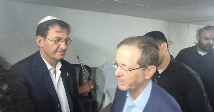İsrail İran savaşında gerilim sürüyor! İsrail Cumhurbaşkanı Herzog un o görüntüsü ortaya çıktı