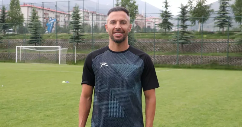 4 yıl Galatasaray da oynamıştı, yıllar sonra konuştu: Kalıcı olmak zor