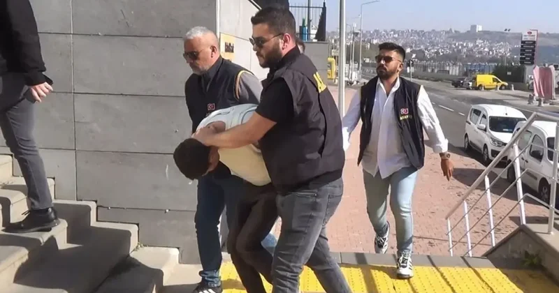 2 kişiyi öldüren zanlı yapay zekayı suçladı: Aklımı okudular yasal mı?