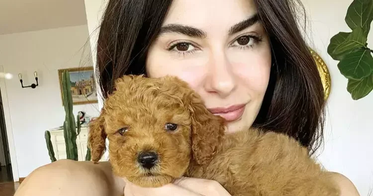Nesrin Cavadzade: Satın almadım, hediye edildi