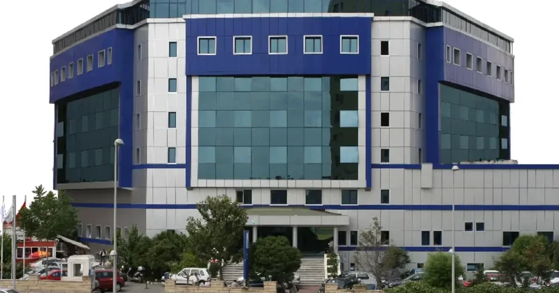 33 yıllık hastane zinciri rakibine satılıyor