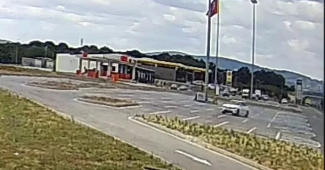 Dinlenme tesisinin otoparkında drift atan sürücüye 46 bin lira ceza Sakarya Haberleri