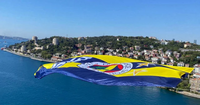 Fenerbahçe Beko nun bayrakları köprülere asıldı Basketbol Haberleri