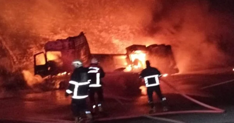 Şanlıurfa da devrilen akaryakıt tankeri alev aldı Güncel haberler