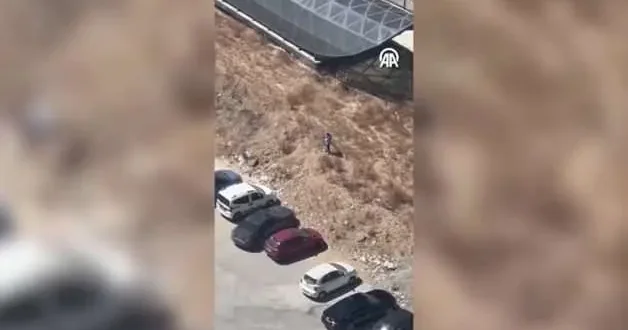Başakşehir de bisiklet çalmaya çalışan şüpheli, kendisini gören polislerce yakalandı