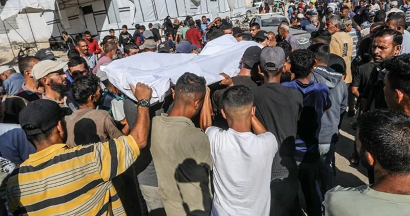 Gazze’de yardım bekleyen siviller hedef alındı: 17 ölü
