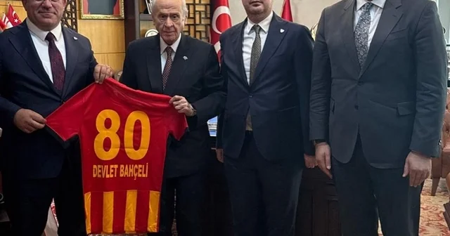 Kayserispor dan MHP lideri Bahçeli ye ziyaret Kayseri Haberleri