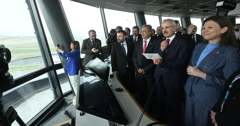 Bir saatte 81 uçak havalandı İş Yaşam Haberleri