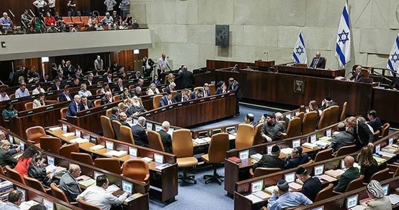 İsrail Meclisi: Yurt dışında yaklaşık 1 milyon İsrailli yaşıyor ve dönenlerin sayısında düşüş var