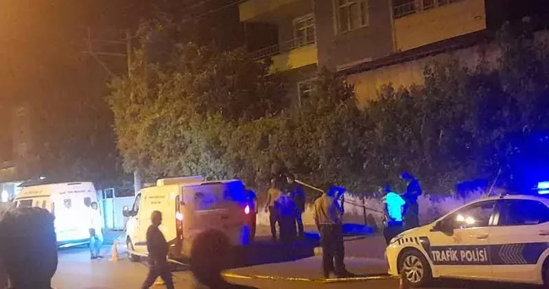 Evinin karşısındaki kaldırımda ölü bulundu