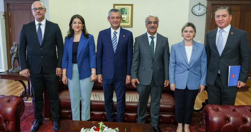İmralı Heyeti ile Özgür Özel görüşmesi: Barışın toplumsallaşması gerekiyor Agos