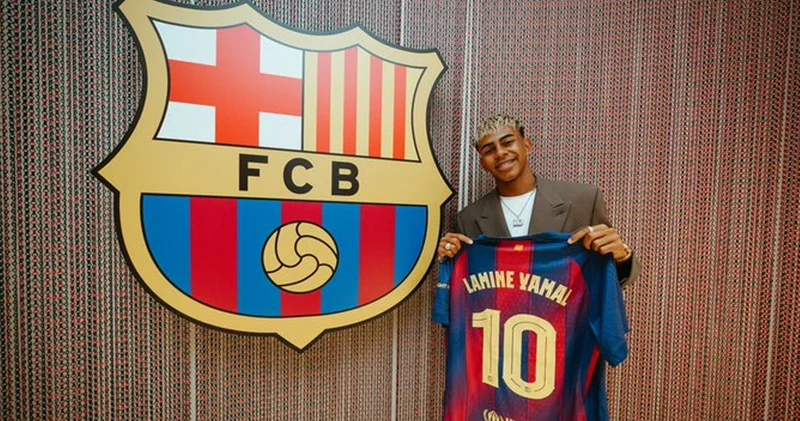 Lamine Yamal Barcelona dan hem 10 numarayı hem de yeni sözleşmeyi kaptı