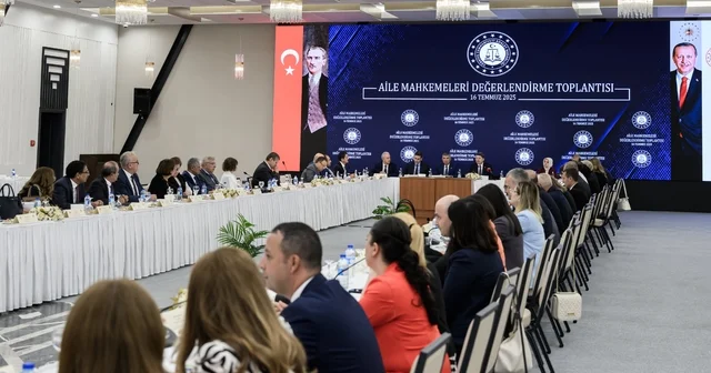 Adalet Bakanı Tunç başkanlığında Aile Mahkemeleri Değerlendirme Toplantısı düzenlendi: Ankara Haberleri
